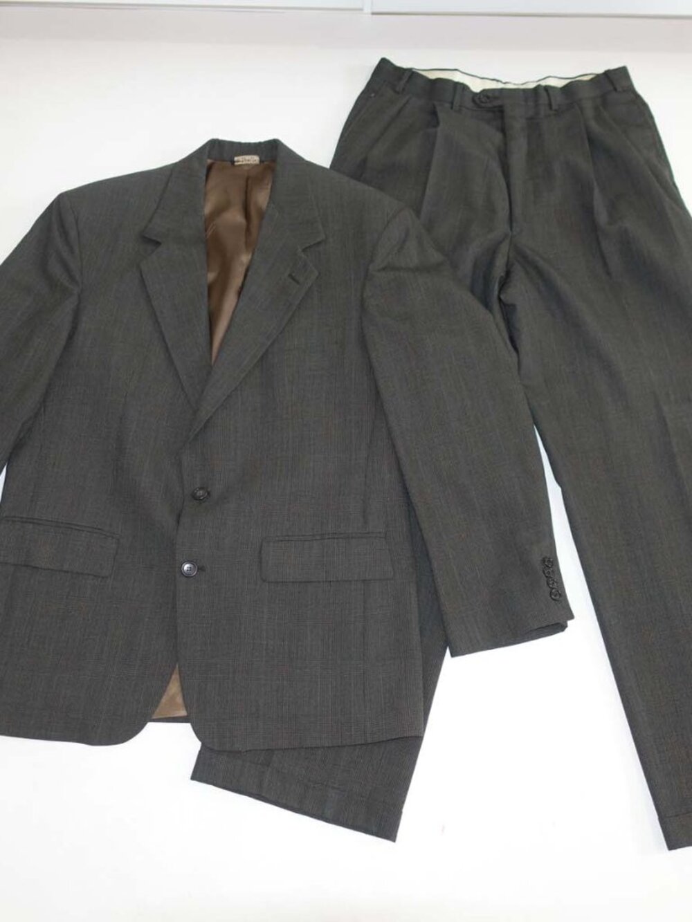 Bill Blass Men's 2 Button Suit Size 40 Short 31 x 30 Dark Olive Green 100% Wool